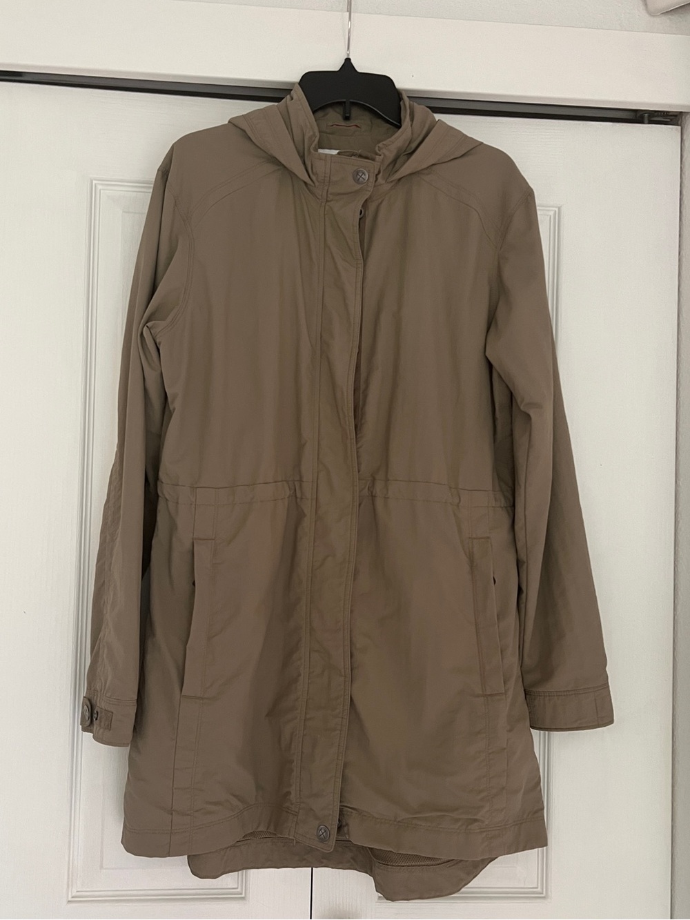 REI Co op parka. Beige Trench Rain Zip Hoodie
Women’s L
